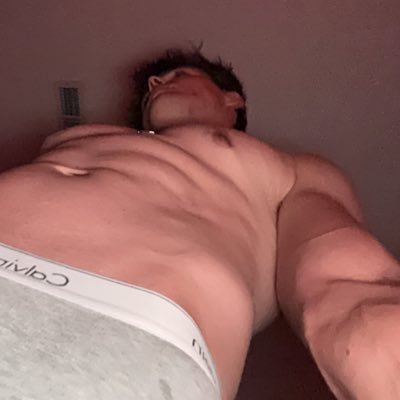 Support me here 👅👅 if you tip I send you something spicy 🌶️ 🍆 https://t.co/evA529u01q https://t.co/9qDqZGHGKb