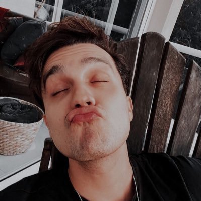 forthe_LS's profile picture. @LuanSantana👑