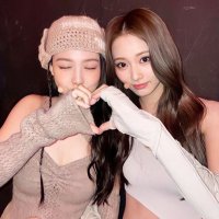 なほ🐰 (@tzu__7) 's Twitter Profile