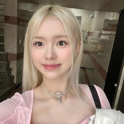 phobnics's profile picture. #HighSchool teen ’sway i do go to school early in the morning and loving Sunwoo all day school & loongg. 📚✏️