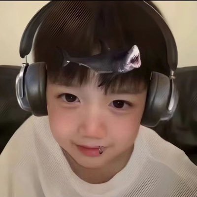 xinzai188's profile picture. 