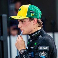 viv⁸¹ فيف (@landoscar_) 's Twitter Profile Photo