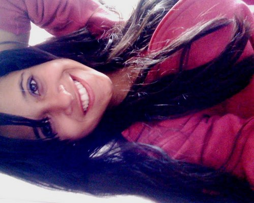 nãao vivo dee tudo que me faz sentidoo e siim de tudo aquilo que mee faz realmeente feliz *--*