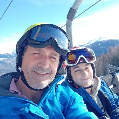 EmmanuelPerri15's profile picture. Le temps marche toujours ; ni force, ni prière,
Sacrifices ni vœux, n'allongent la carrière

2ème discours à Madame de la Sablière
J. de la Fontaine