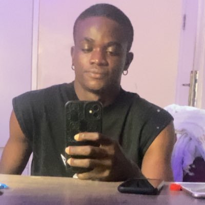 AArinze01's profile picture. 