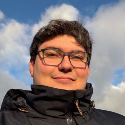 JRyanCasas's profile picture. Ingeniero de Software.