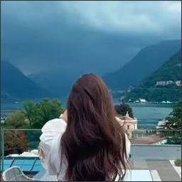 Come to this world for a trip, whoever is not working hard to live, the best evaluation of others is to shut up