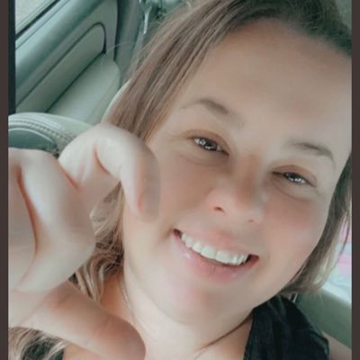 AmandaWall32308's profile picture. 