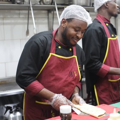 Chef Eddy | Culinary Artist | Food Enthusiast 🍽️ Bringing flavors to life, one dish at time!Follow for recipes, food tips, and mouthwatering creations.