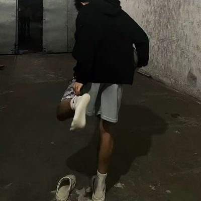 你职高燧爷  09男初  42码大脚🦶  职高体育生 50m 100m二级  直男 🏀 出yuan🧦  🏧＋  傻逼男同自觉上供  联系方式私，有🚪  28.8
@shadayu555