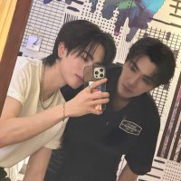 giu (@kimvray) 's Twitter Profile