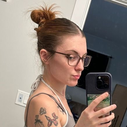 🇬🇧 British Content Creator Living in Canada , find my naughty side on https://t.co/5CtZBxJeNw