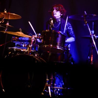 Drums🥁instagram→https://t.co/6LRTxUJ9j0 LIVE→1211