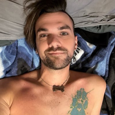 He/him, gay polyam hyena pup, comic nerd, Gaymer, and horror/sci-fi lover. Marvel fanboy Sorry/You’re welcome if you see me naked but always friendly.