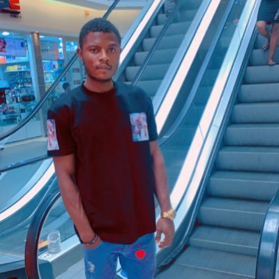 omonlaa001's profile picture. Simple and easy going