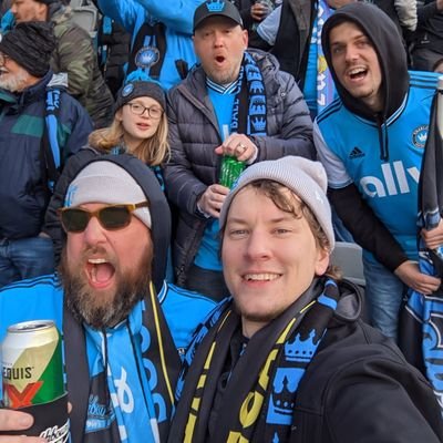 co-founder and semi-professional GK for @southboundcrown. COYS.