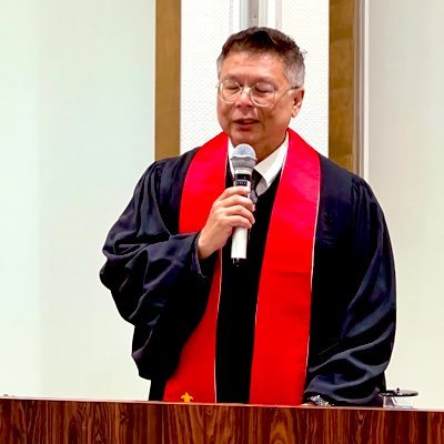 沖縄県南城市つきしろにあるキリスト教会の牧師をしています。日米のハーフです。13歳の時に帰化して日本人になりました。日本には本当に感謝しています。沖縄は中国の日本乗っ取り工作の最前線です。沖縄が落ちたら日本が落ちます。日本が落ちたら世界が落ちます。愛する沖縄を護る為、愛する日本を護る為、最後まで頑張ります。ハレルヤ!