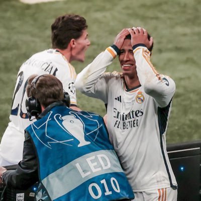 #SXB #HalaMadrid @cristiano #JudeBellingham @MT_FiveM @entropyRP