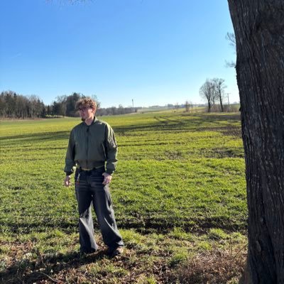 ApplerDer's profile picture. 18 y/o | he/him | 🇩🇪 | hobby photographer