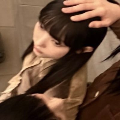 7214 ྀི Profile