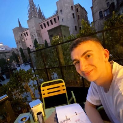 tomcolley_'s profile picture. 