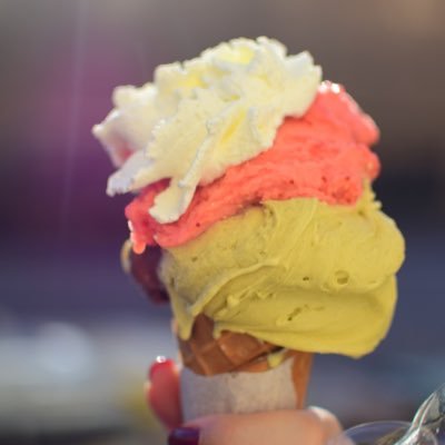 ドイツ在住アラサー🇩🇪 趣味は食と旅✈️ 大食い🫶基本ぼっち🫥ドイツ生活の知恵&お得&美容情報を共有し合いたいです❤️フォロー&いいね嬉しいです❤️フォロバ忘れあったらごめんなさい〜 #デュッセルドルフ ブログサボり気味🥹