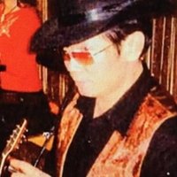 夏威夷吉他•邓 (@xiwiyjtdng65082) 's Twitter Profile