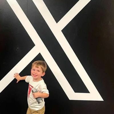 CEO Elon Musk Entertainment. Support Tesla & SpaceX. Lover of Sport cars. Crypto