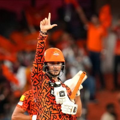Cricket Enthusiasts š | Admin @Orangearmyfans | SRH | TT | HYD FC | š
TFI- MBš«PK | retweets are personal