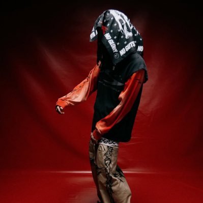 ShonYYe's profile picture. YouTube channel 40k+ subscribers **🌙💕   🏖️ Subscribe⬇️