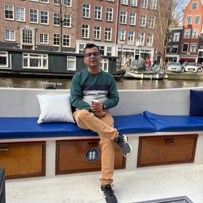 JhaMihirKr's profile picture. Life is short , play smart