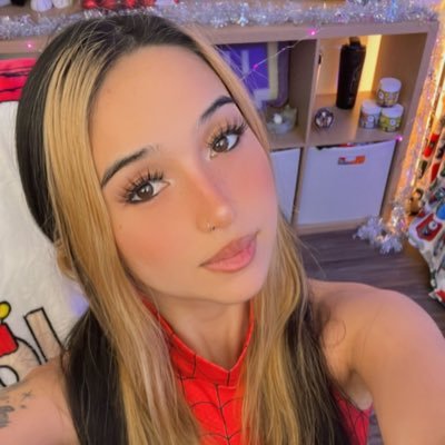 Hello👋 I’m hoping to be welcome to this new app ….Thanks y’all Feel free to message me …you can also send friend request