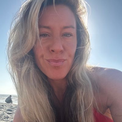 Jax native living in Buckeye country (but cheering on the Noles!) Go Jags! #DUUUVAL