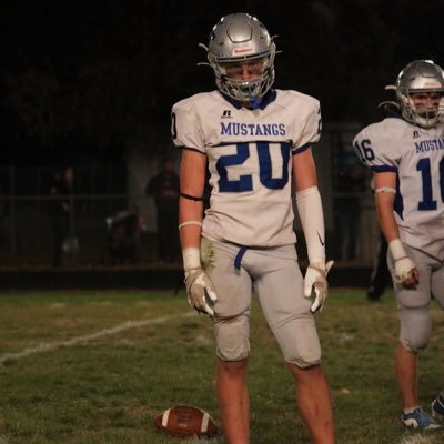 |4 sport athlete| |Newell-Fonda 2027| |6” 180 lbs| |RB/LB\ATH| 📧~ jbellcock22@gmail.com