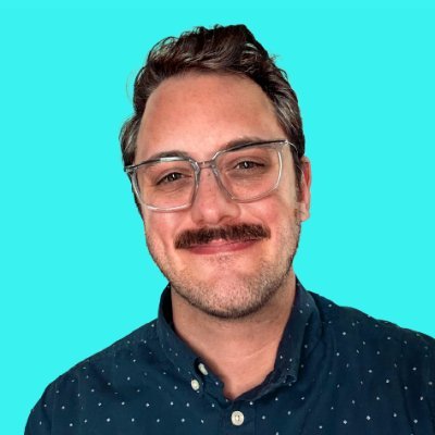 Building simple systems for busy marketers using @NotionHQ ✍ Also run @storyflint