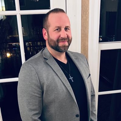 Bootstrapped a staffing agency now in our 11th year. Year 2 in first acquisition in the moving biz. Serial email unsubscriber. Detroit sports. Staffing. Humor