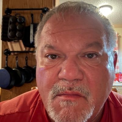 DonnieL10383257's profile picture. Marine Corps veteran.