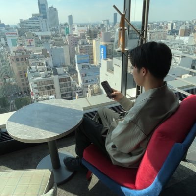 SNS使って自由に生きてます...。普通の大学生→9ヶ月で月6桁継続中(Web上で自動化)で会社員の道を切り捨て|超初心者が0から「時間・お金」に余裕を持つ方法|ビジネス歴2年|SNS運用・ブログ・コンテンツ|時間・場所に縛られないノンストレスな働き方を実現🌕|ジムトレ後のサウナが大好き🏋️♨️
