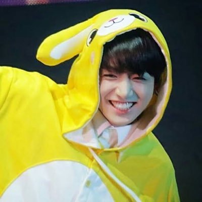 tesafen's profile picture. ;📺 ⊹ ꒰ #0109รีวิว 🎞 ꒱ *꒱﹆ wallet & bank ˚ ✿ˏ ทักไลน์หน้าไบโอเลยงับ