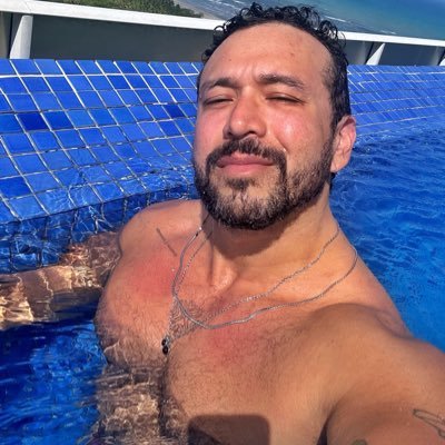 PhuebloCaliri's profile picture. biscoito e reclamações