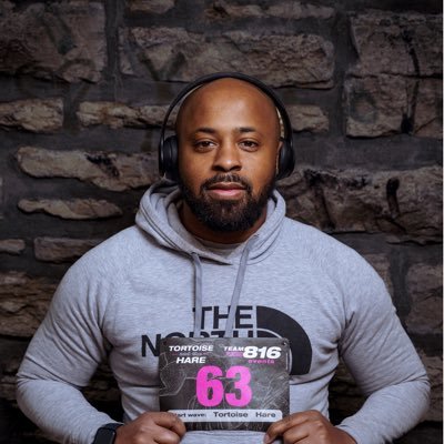 I’m just here to laugh and talk shit .
