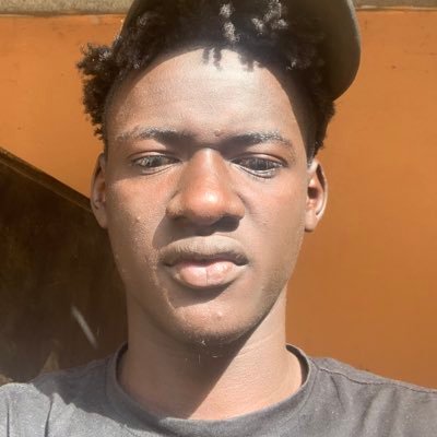 hello my friends how are you guys are doing nice to meet you all I wish you all the best I'm from Gambia in the Africa the smiling coast of west Africa 🇬🇲