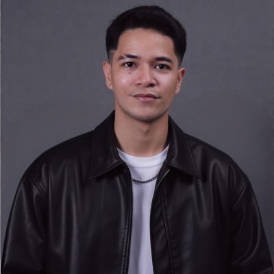 chrismnlx's profile picture. IG: chrismnlx