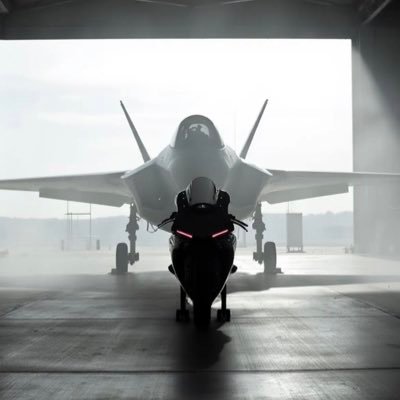 Pivot_315's profile picture. Move with speed. Have patience with the outcome.