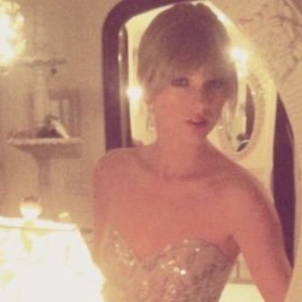 filha de Taylor Swift e irmã de Gracie e Sabrina