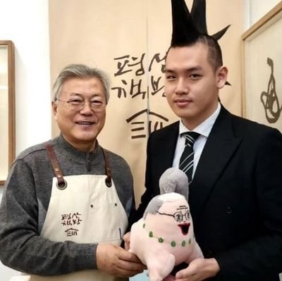 disastrous_moon's profile picture. 現 찐문파 | 국짐당 해체 | 미혼 | 50🔼 배나온 곰돌이남🐻🧔🏻배 긁어주면 좋아함💙남페미에요 친하게 지내자👋 | 서울 토박이 | 저속노화식단 실천중 | 문명은 일체다 | 수박 낙빠 아웃 | 제 의견이 곧 문프 의견이니 않맞으면 일베나 가세요 | 이사야 41:10