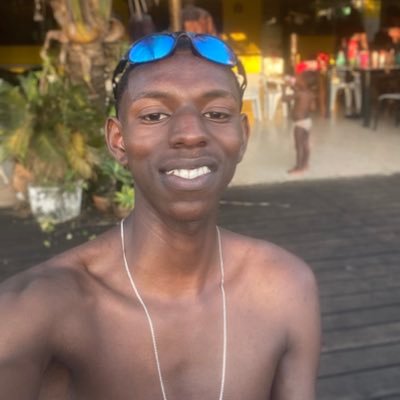 Emmanuelsilvaa7's profile picture. 🎭