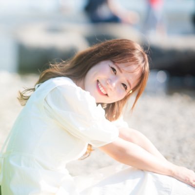 YouTube「京都エンタメTV」のほのかです。 よく食べよく飲みます。 エクボと胃袋ブラックホールでやらせてもらってます。