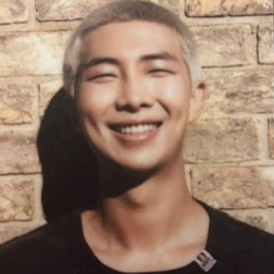 𖦹 🎧 listening bts ⋆ only army ⋆ escritora 🏳️🌈𑁤.ᐟ