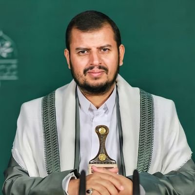 يمني الجنسية🇾🇪,
فلسطيني القضية🇵🇸,
ينتمي للمسيرة القرآنية‚
تحت ولاية قائد الأمة العربية‚
سيدي ومولاي/ عبدالملك بدر الدين الحوثي,,يحفظة الله,,.
